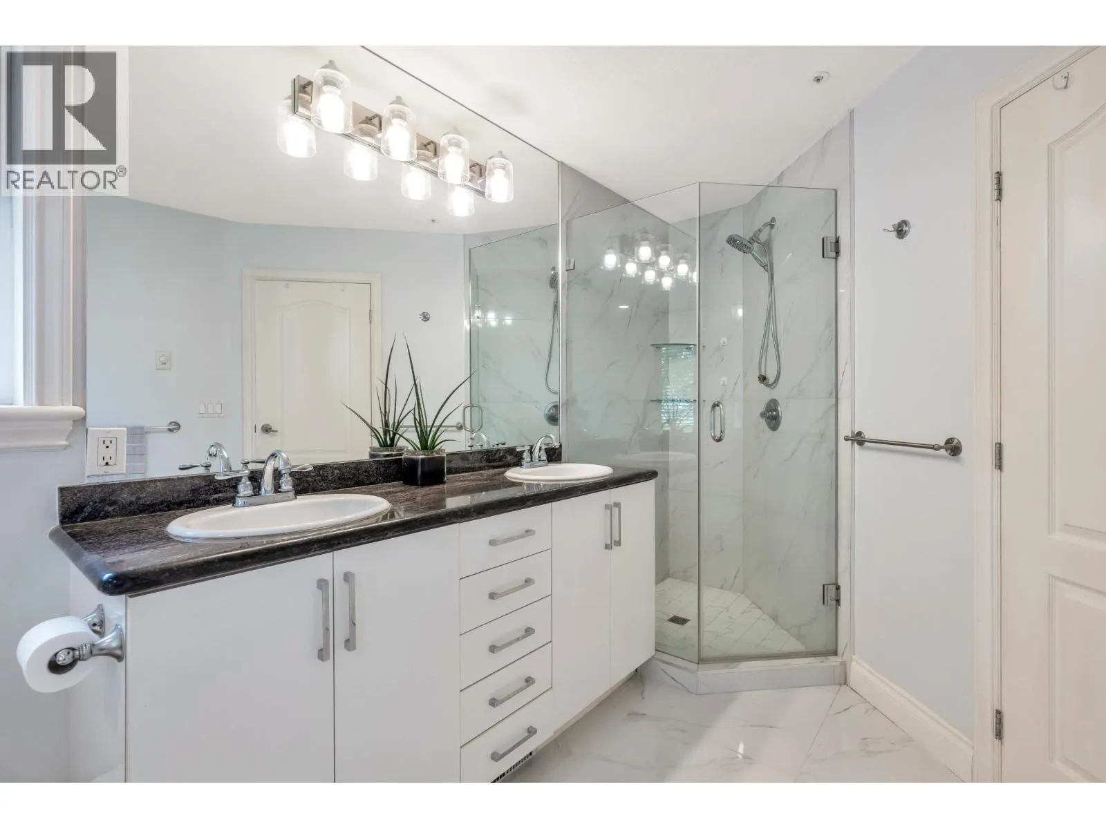 6271 ARLINGTON STREET