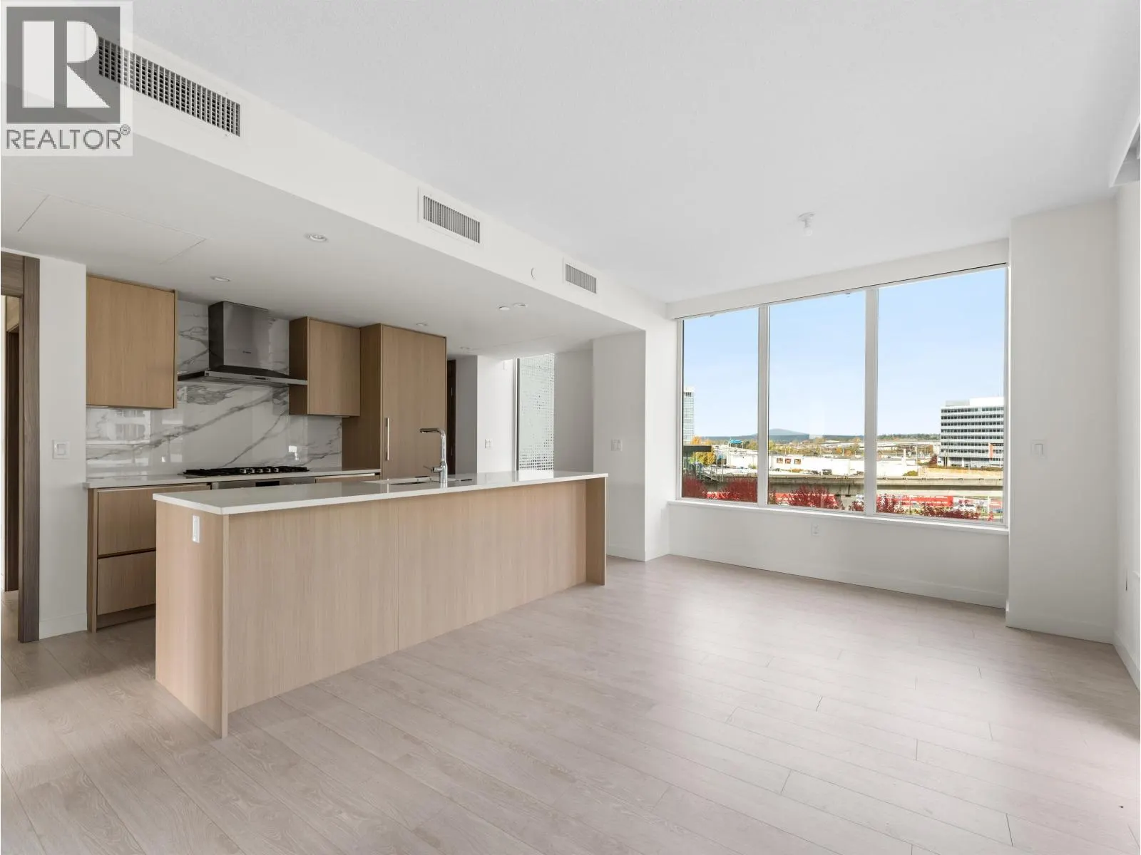 581 8671 HAZELBRIDGE WAY