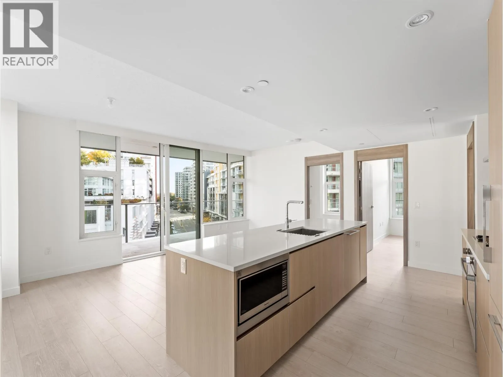 581 8671 HAZELBRIDGE WAY