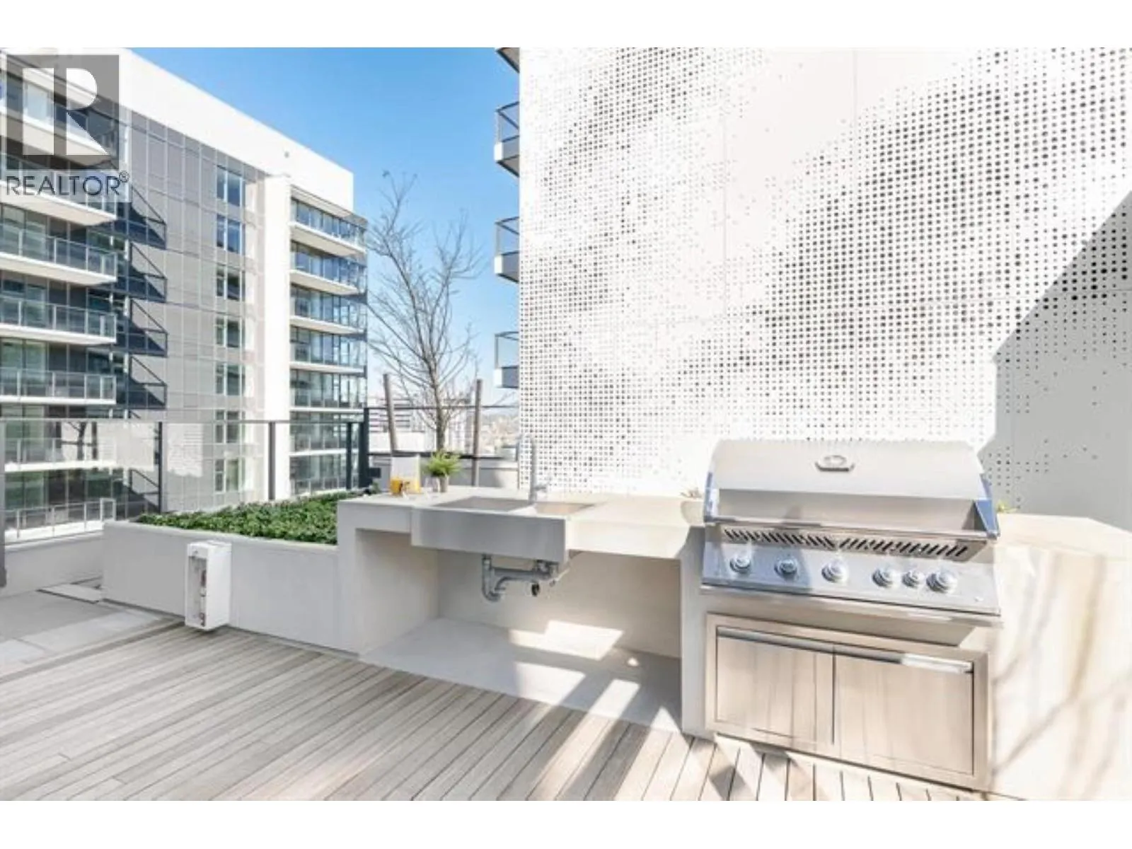 581 8671 HAZELBRIDGE WAY