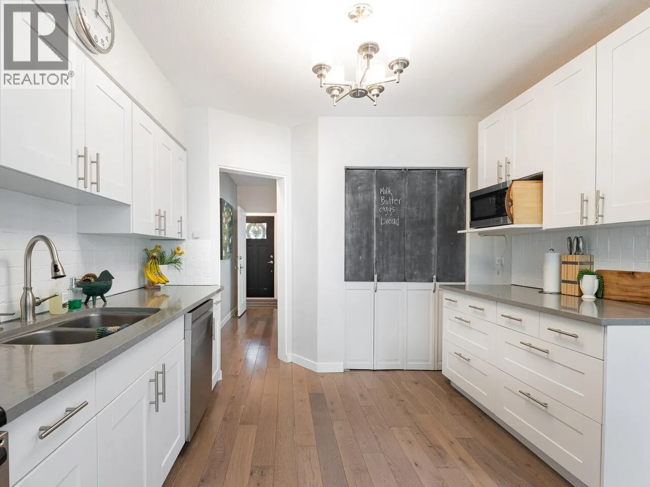 3706 W KING EDWARD AVENUE