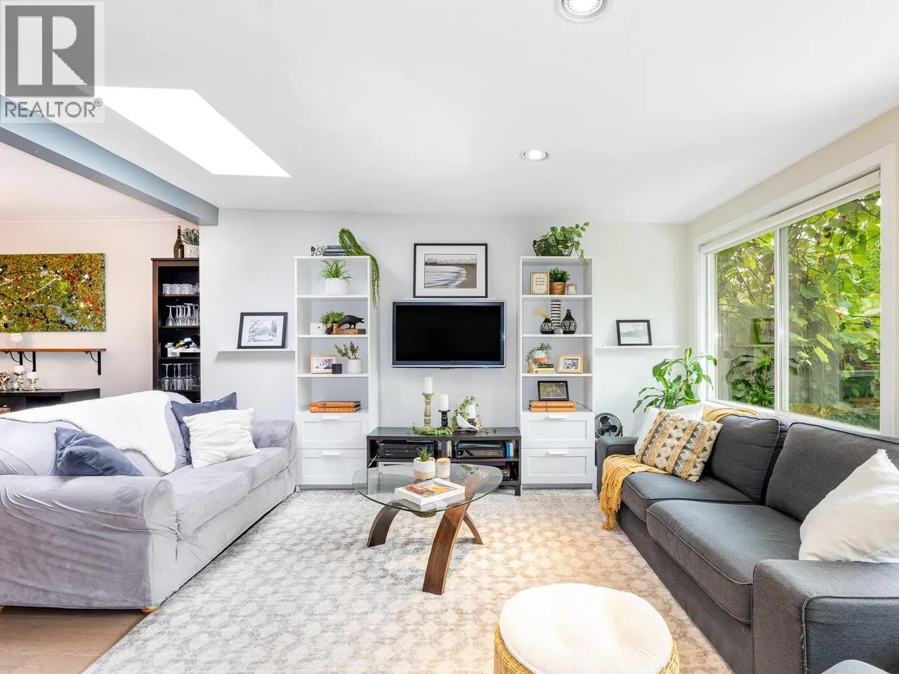 3706 W KING EDWARD AVENUE