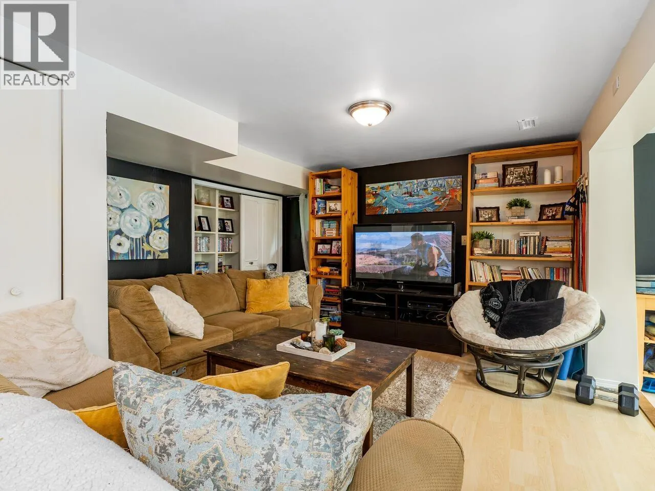 3706 W KING EDWARD AVENUE