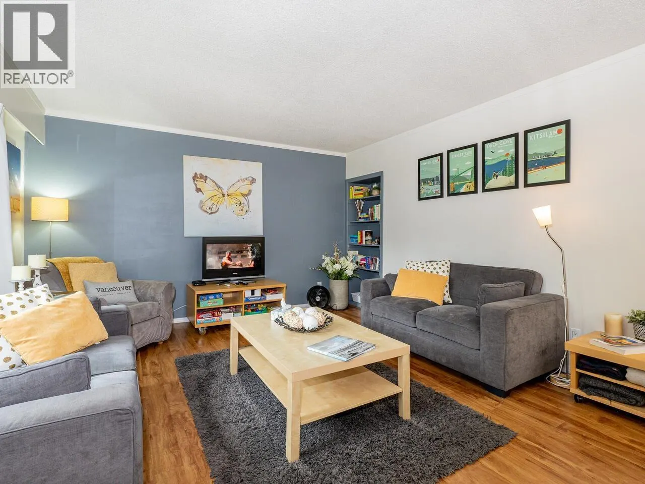 3706 W KING EDWARD AVENUE