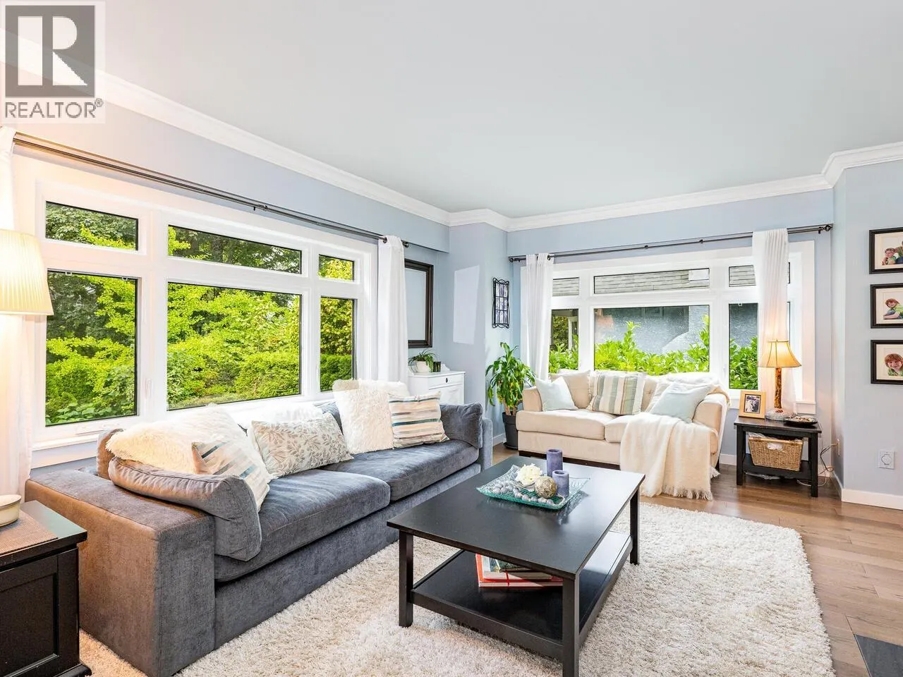 3706 W KING EDWARD AVENUE