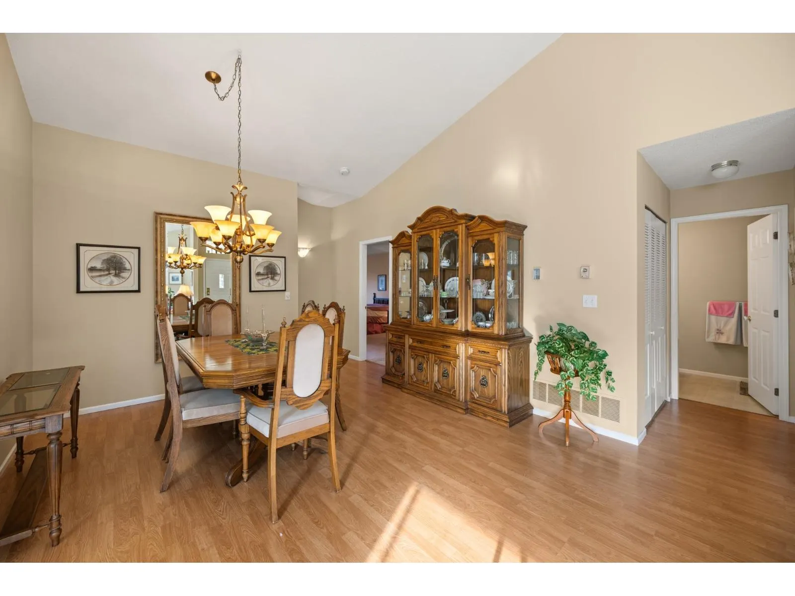 79 9012 WALNUT GROVE DRIVE