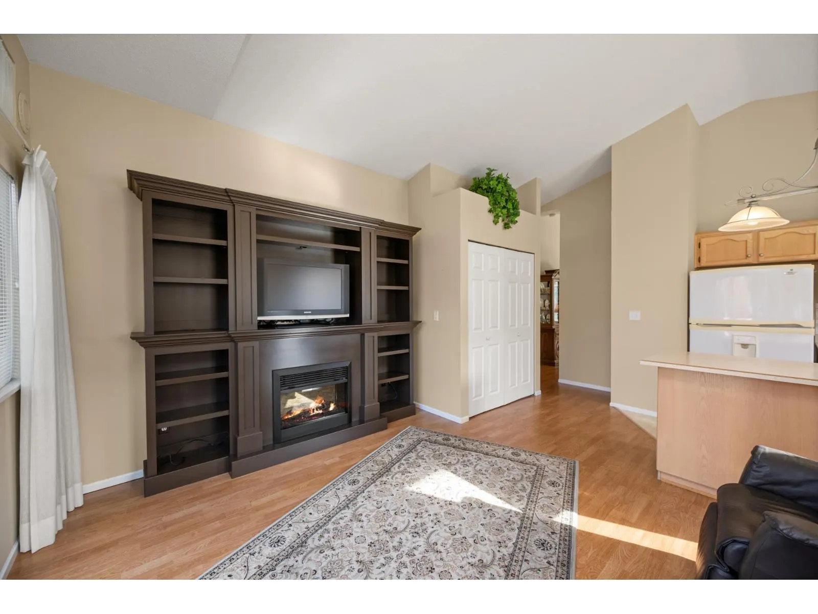 79 9012 WALNUT GROVE DRIVE