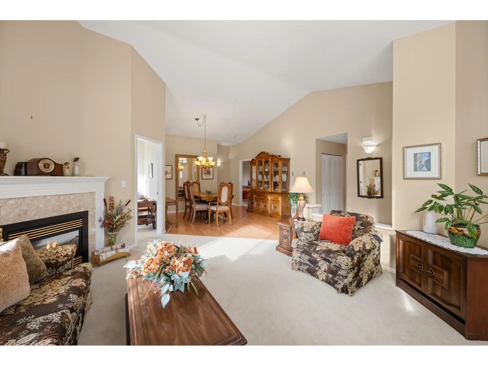 79 9012 WALNUT GROVE DRIVE