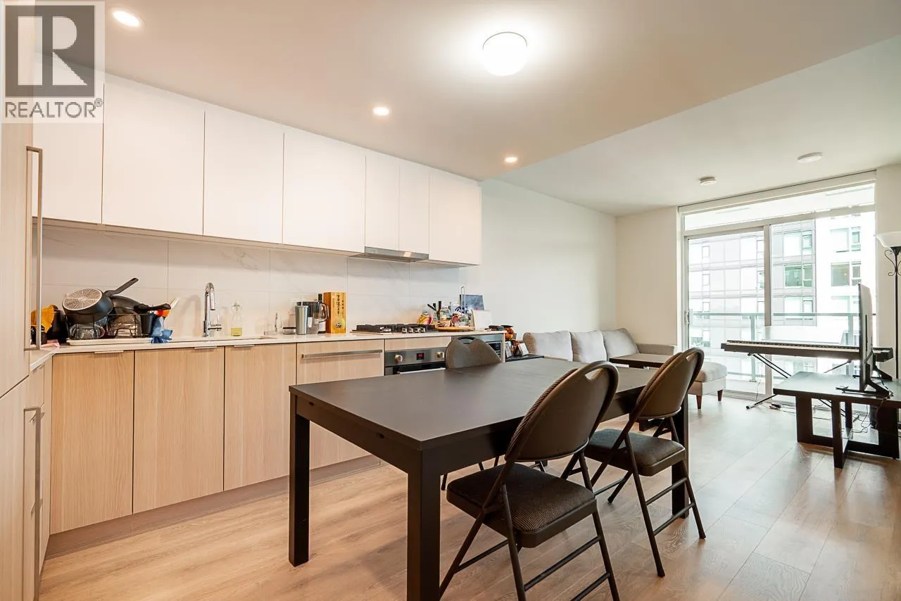 1306 308 ALDERSON AVENUE