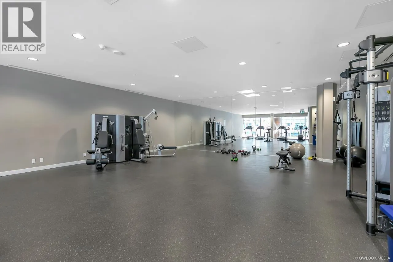 1523 68 SMITHE STREET