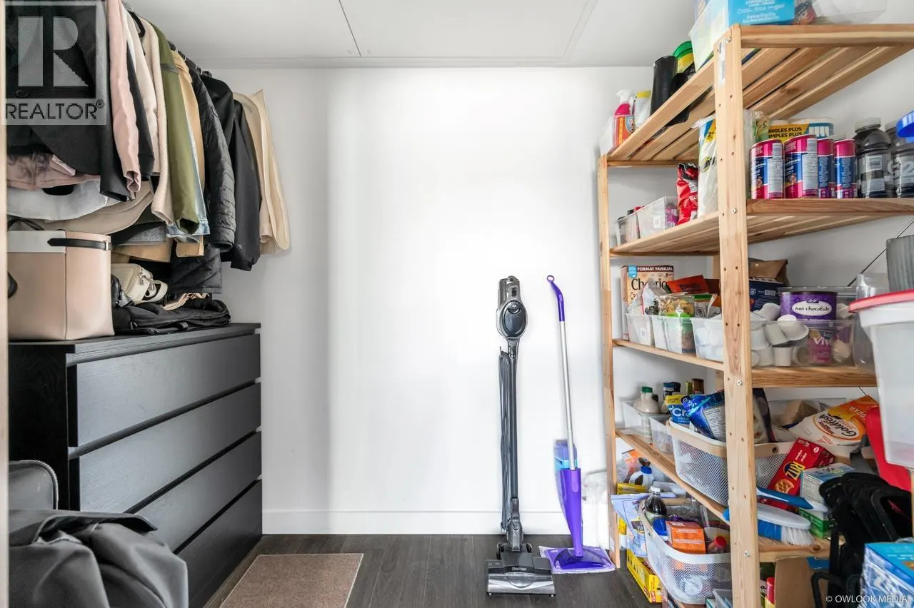 1523 68 SMITHE STREET