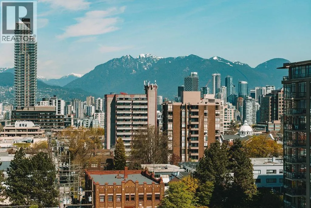 310 1445 MARPOLE AVENUE