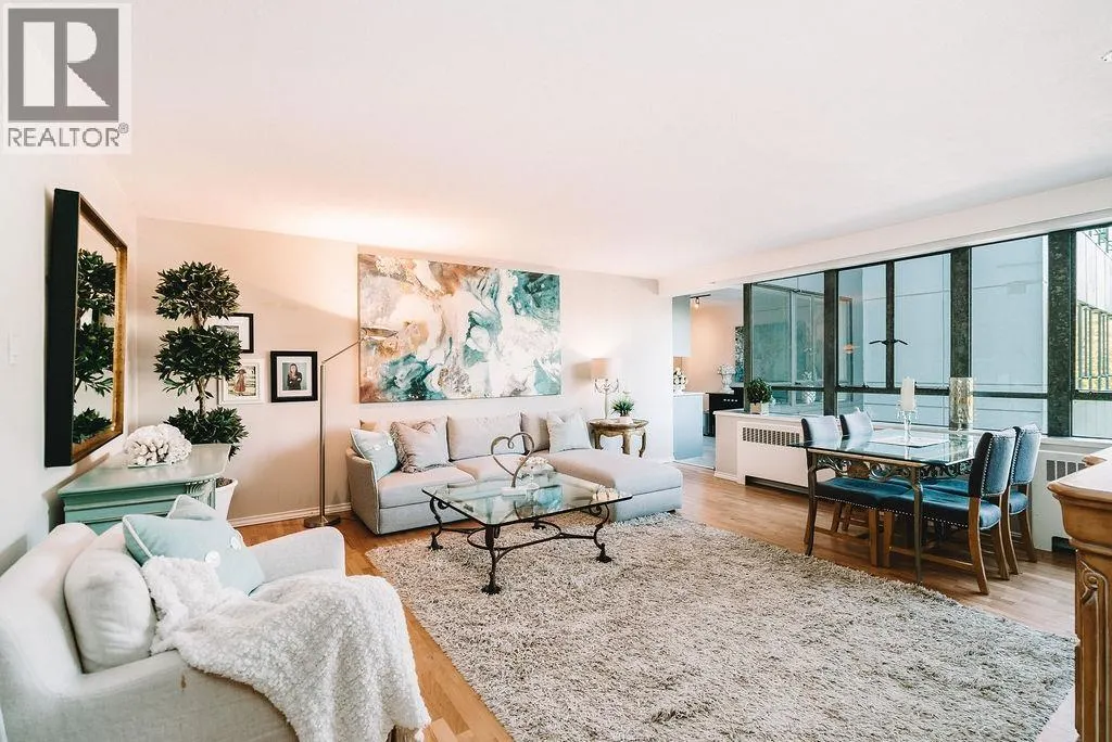 310 1445 MARPOLE AVENUE