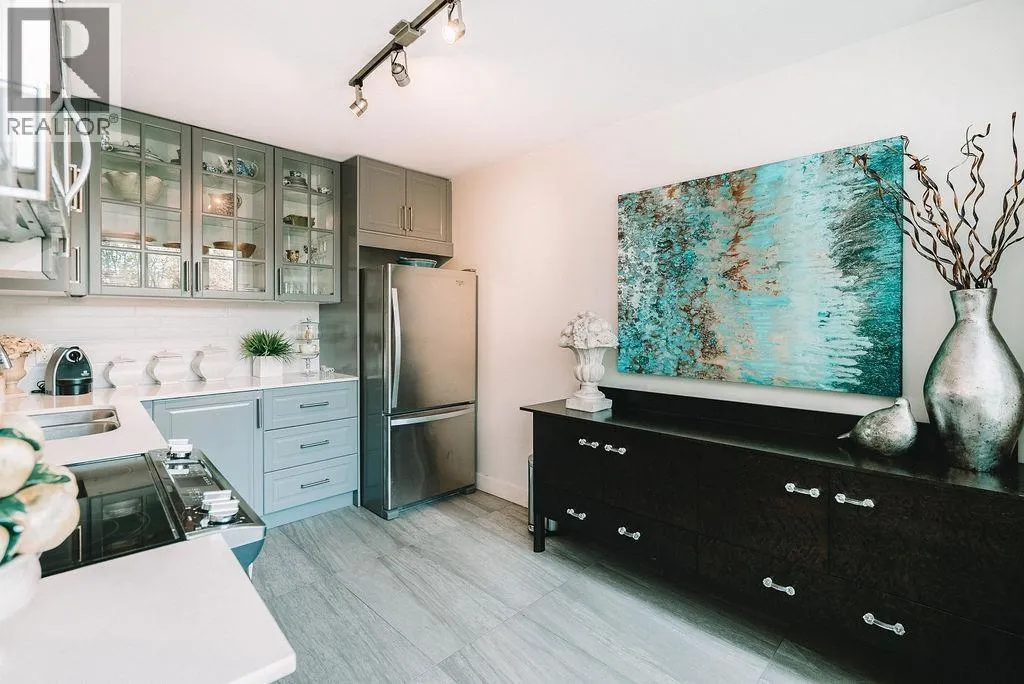 310 1445 MARPOLE AVENUE