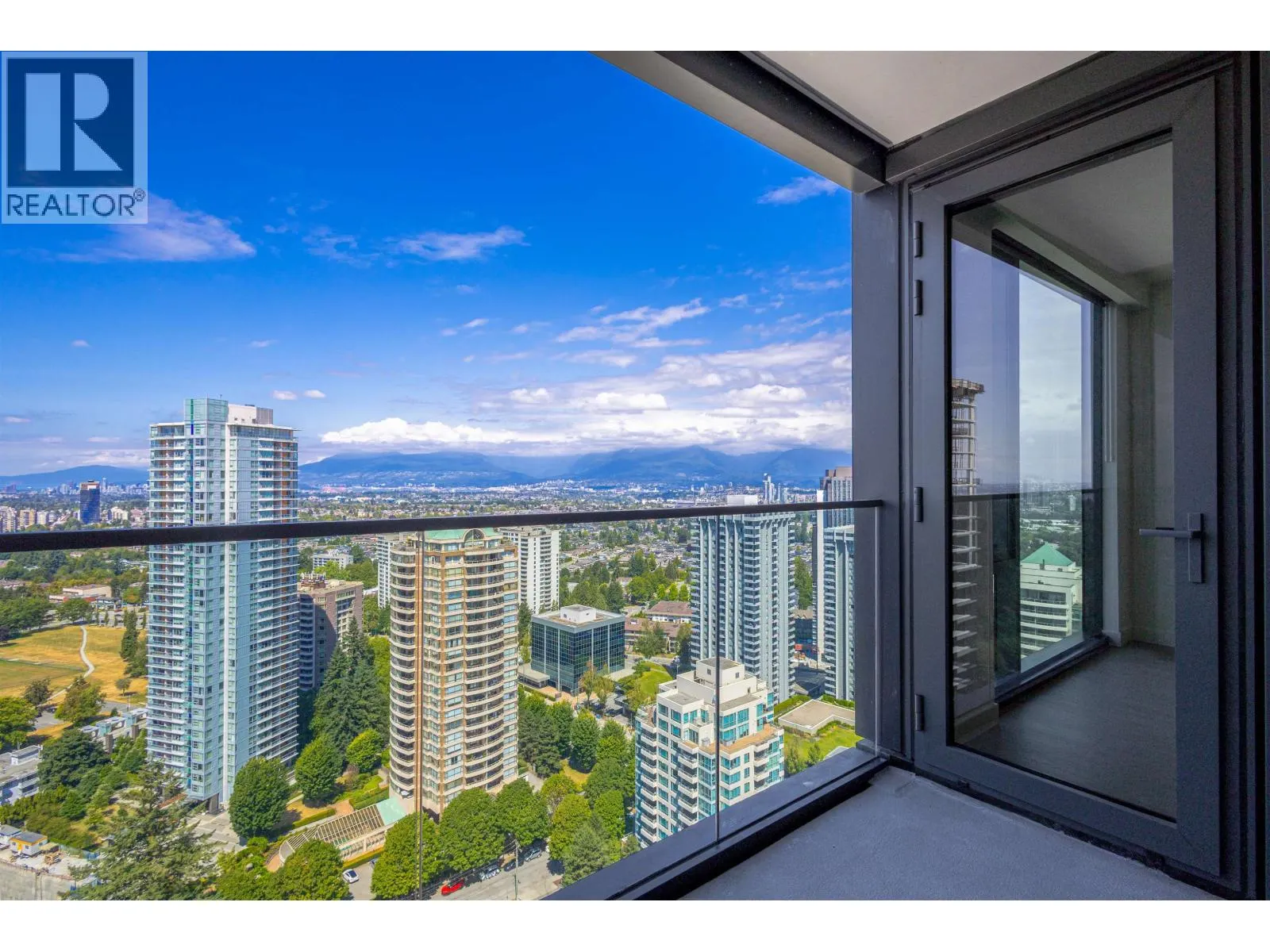 2505 5987 WILSON AVENUE