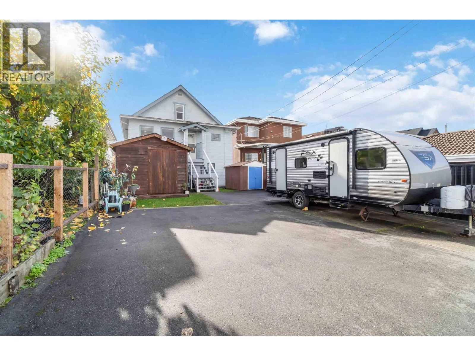 2235 EAST 52ND AVENUE