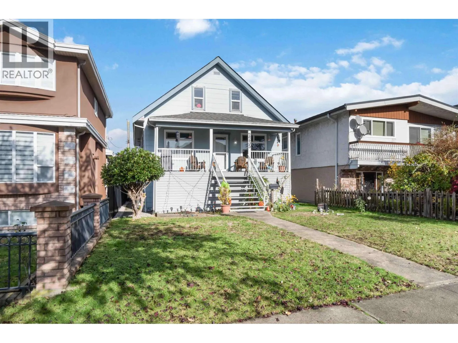 2235 EAST 52ND AVENUE