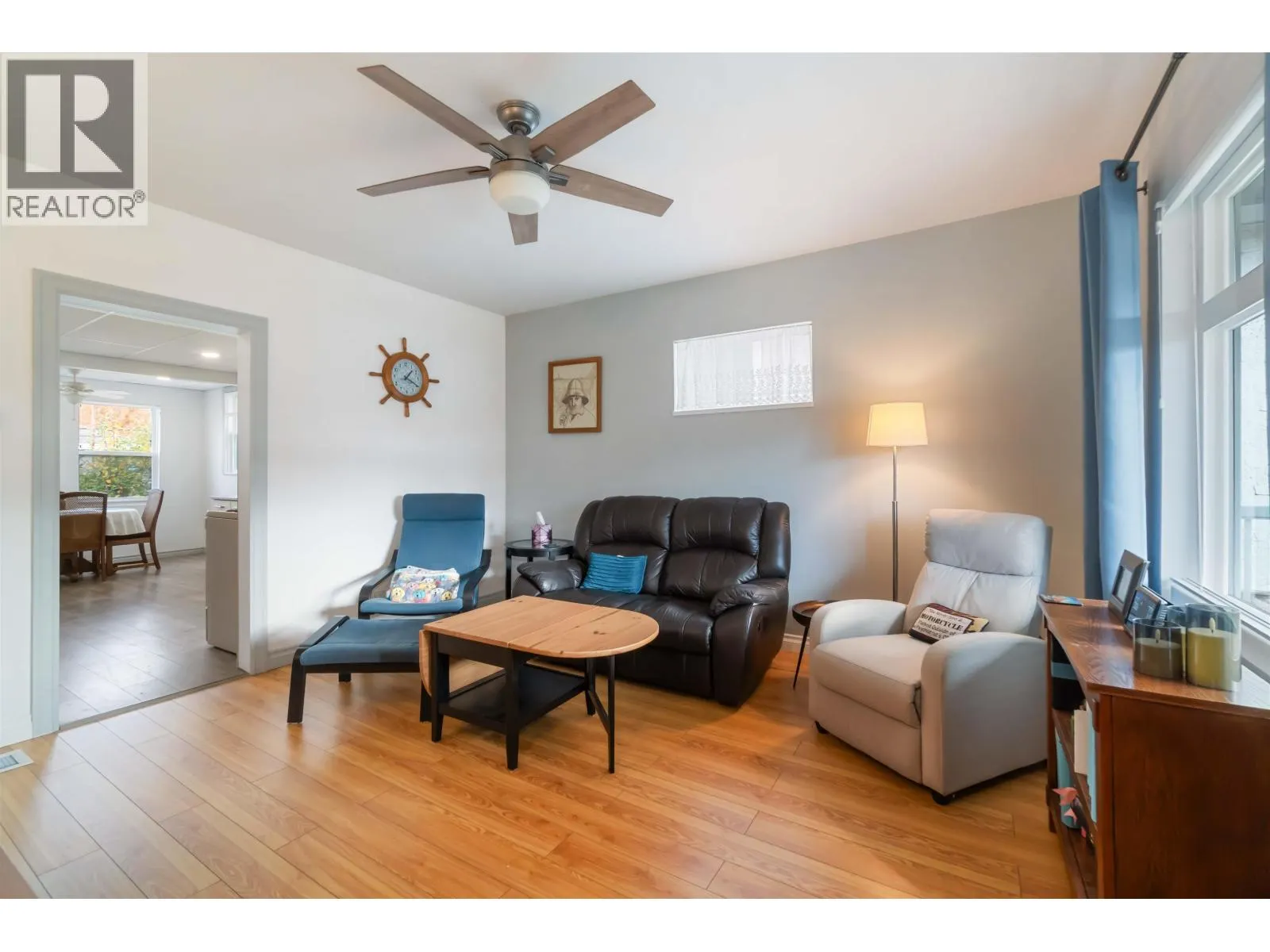 2235 EAST 52ND AVENUE