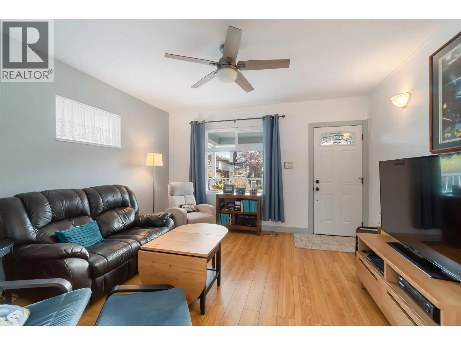 2235 EAST 52ND AVENUE