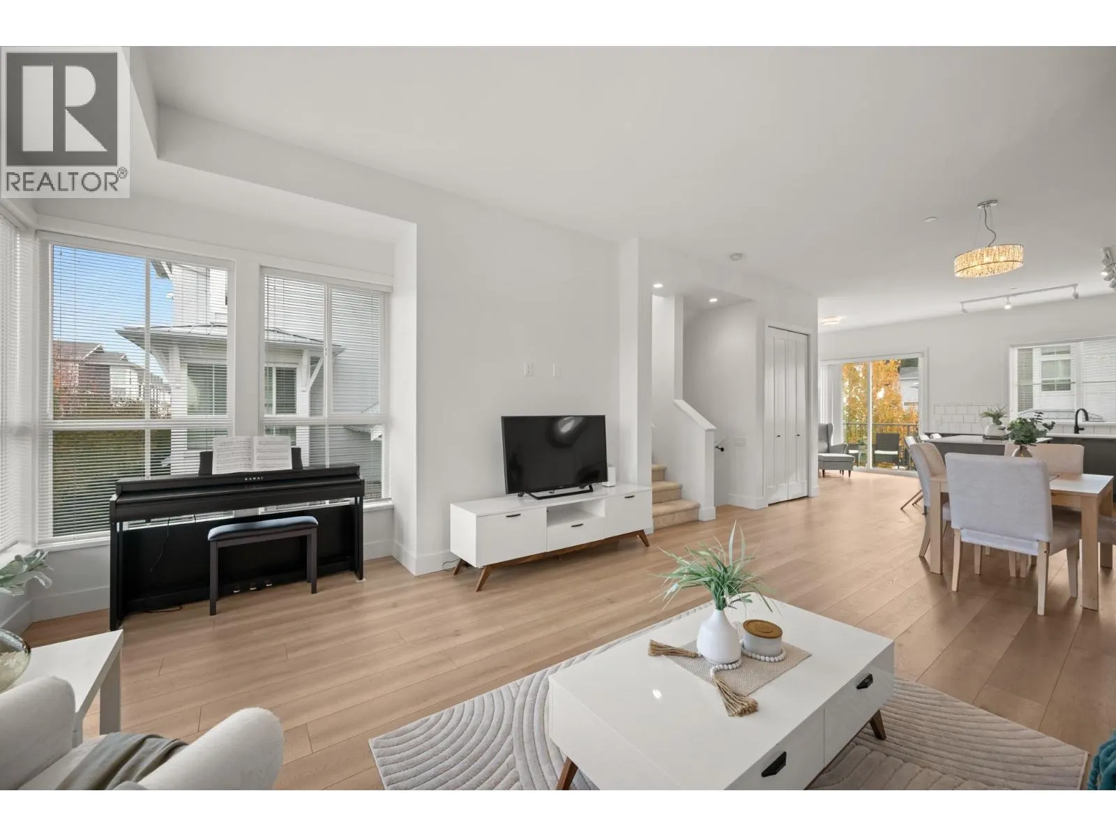 72 4656 ORCA WAY WAY