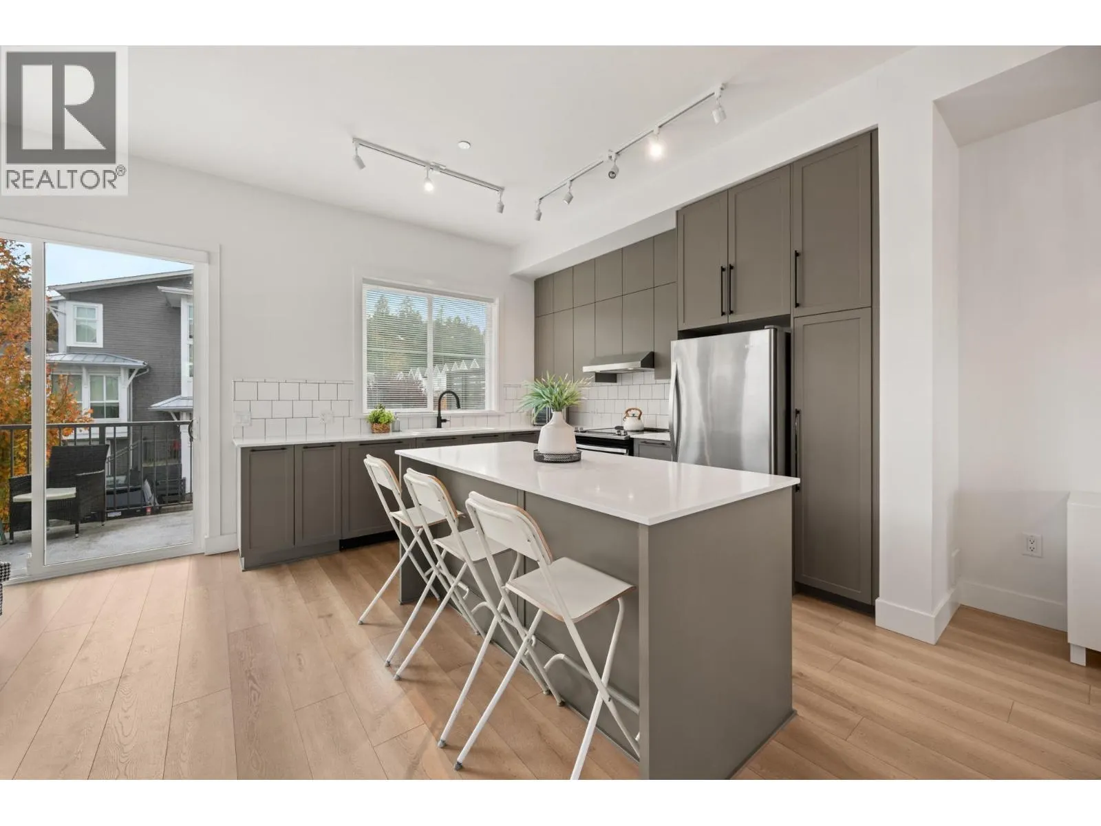 72 4656 ORCA WAY WAY