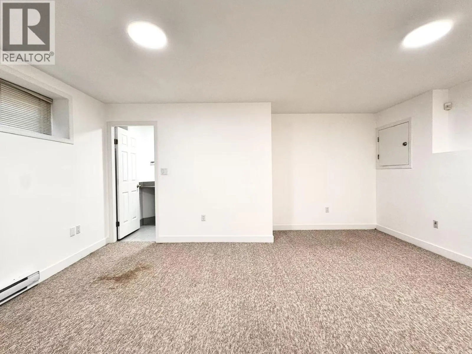 1 1921 HARRISON DRIVE