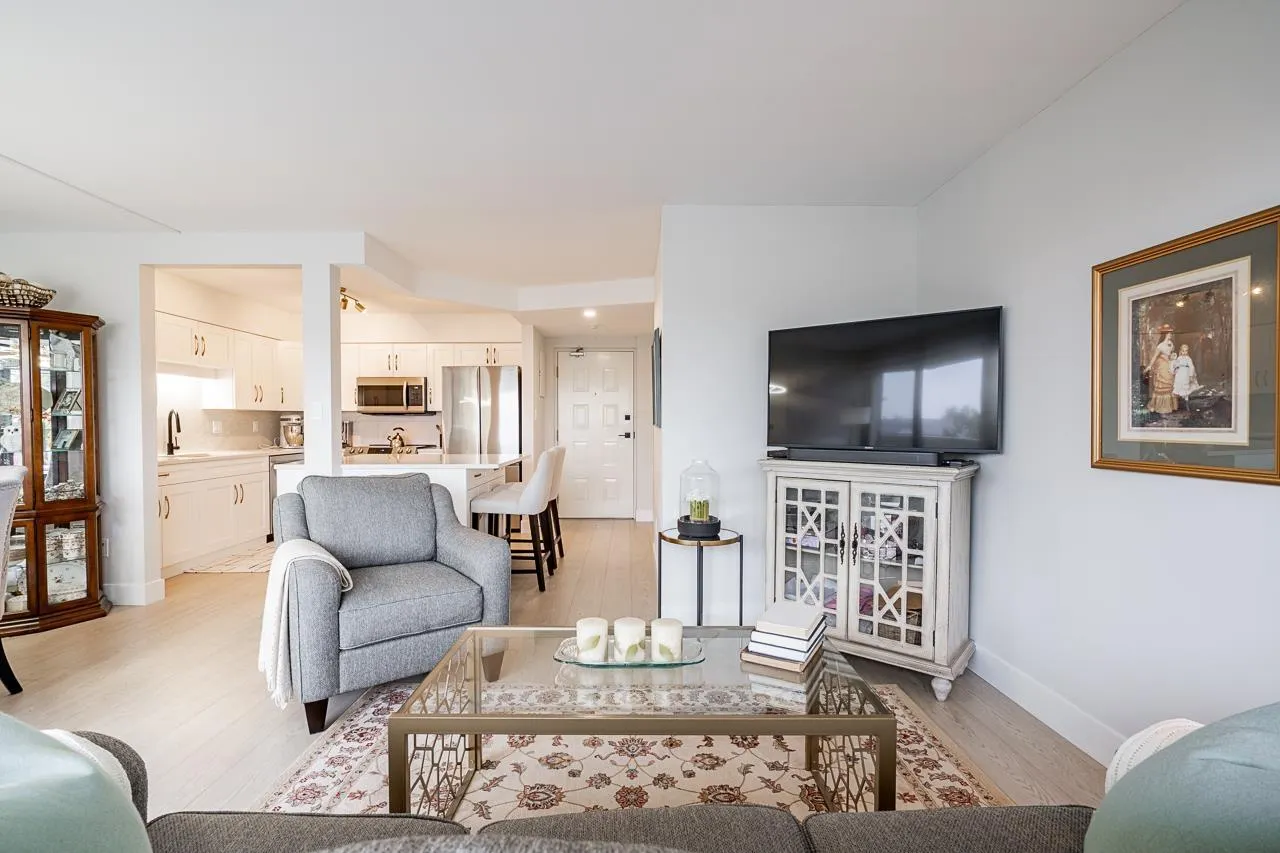 301 31955 OLD YALE ROAD