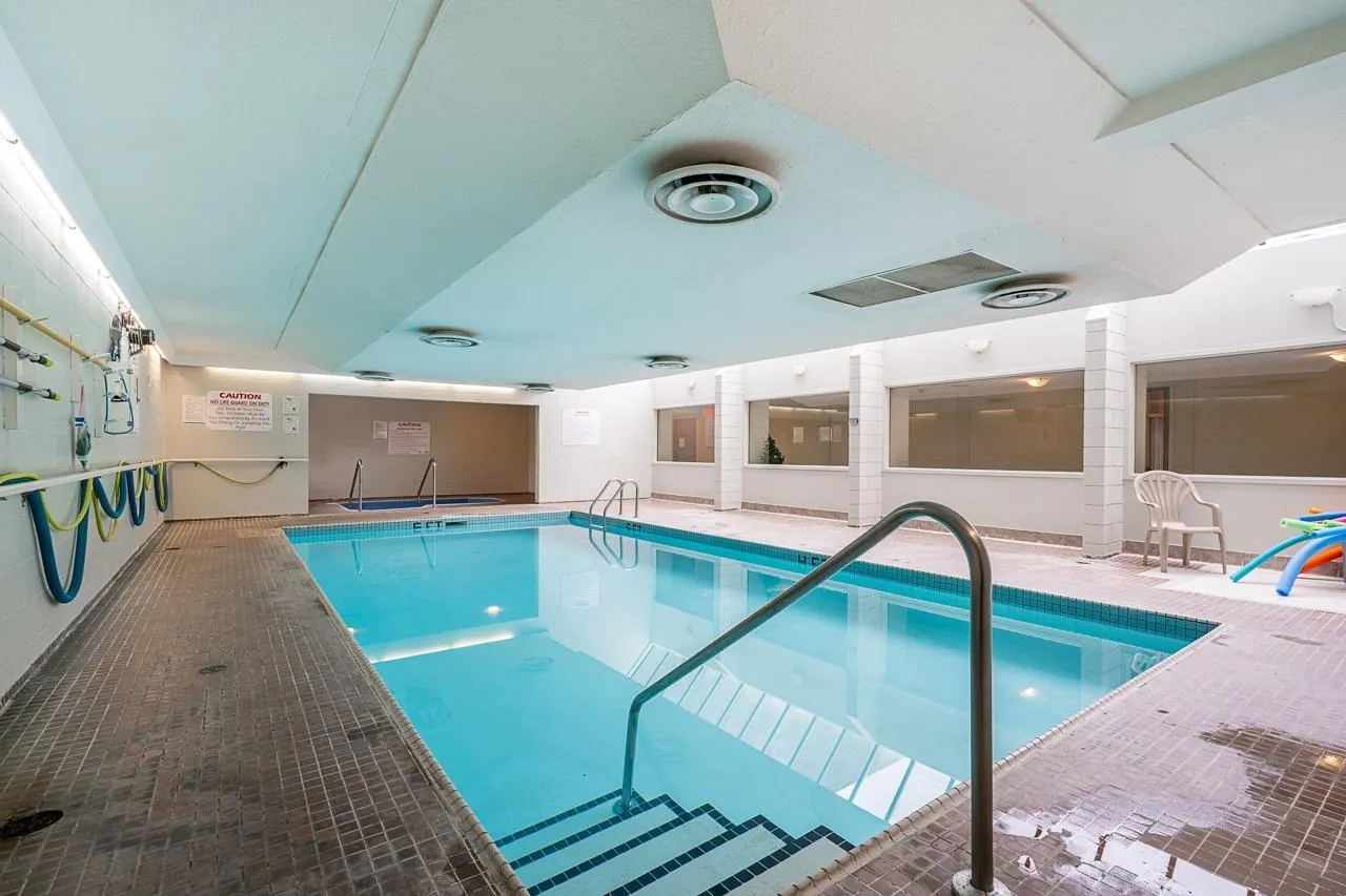 301 31955 OLD YALE ROAD