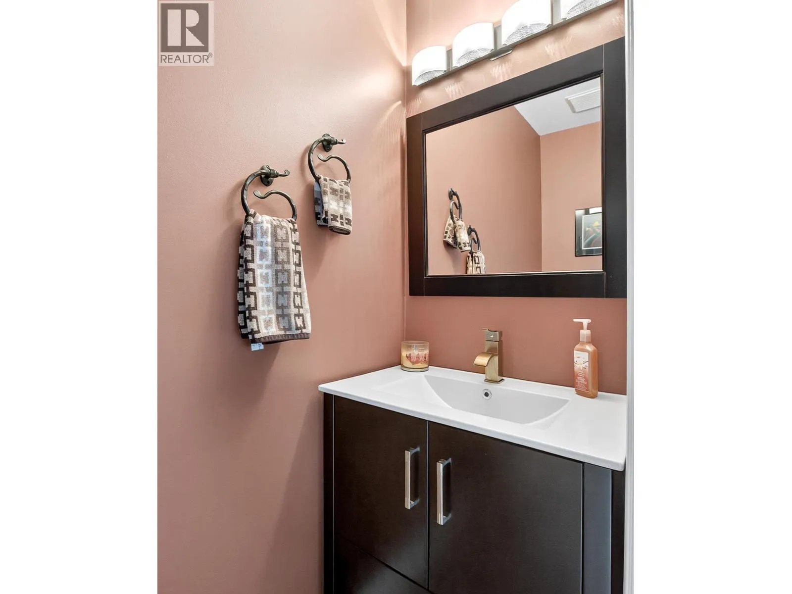 24 1355 CITADEL DRIVE