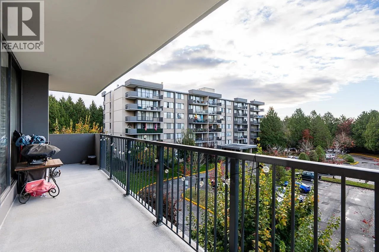 402 9300 PARKSVILLE DRIVE