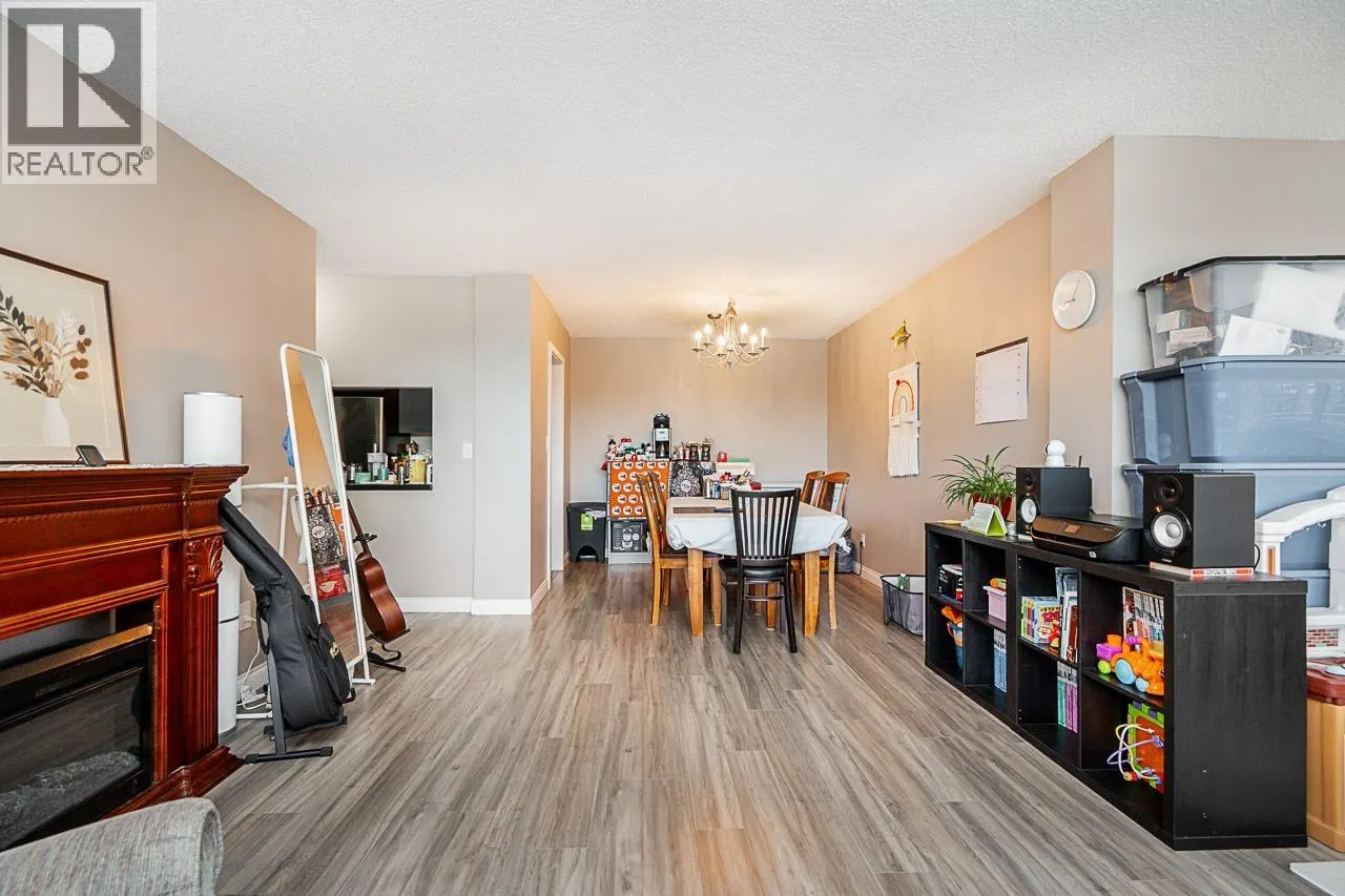 402 9300 PARKSVILLE DRIVE