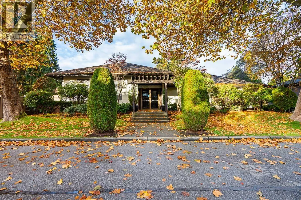 402 9300 PARKSVILLE DRIVE