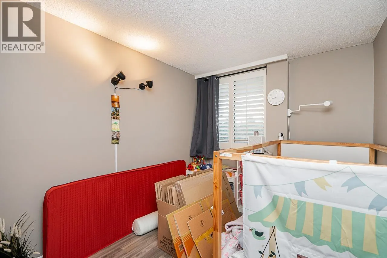 402 9300 PARKSVILLE DRIVE