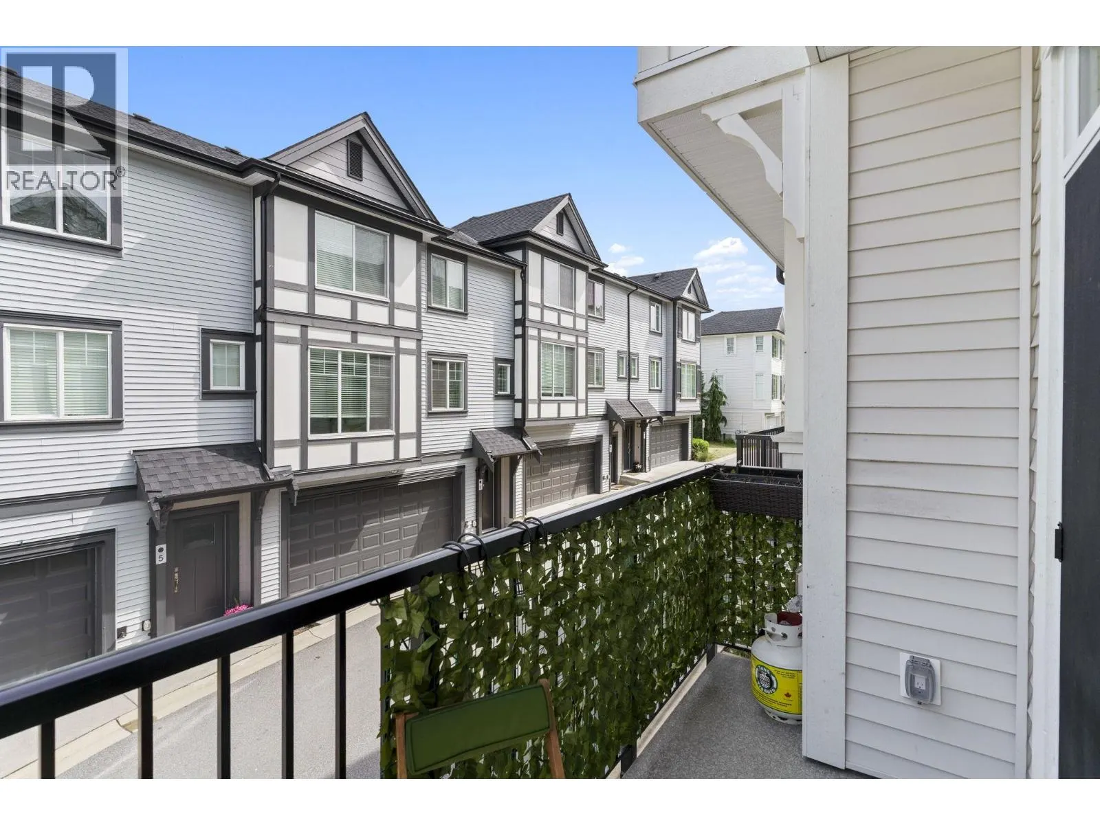 9 11272 240TH STREET