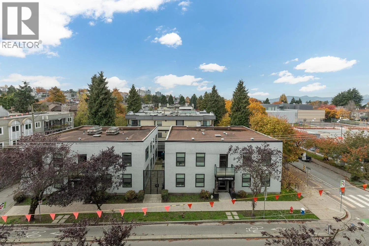 507 1888 YORK AVENUE