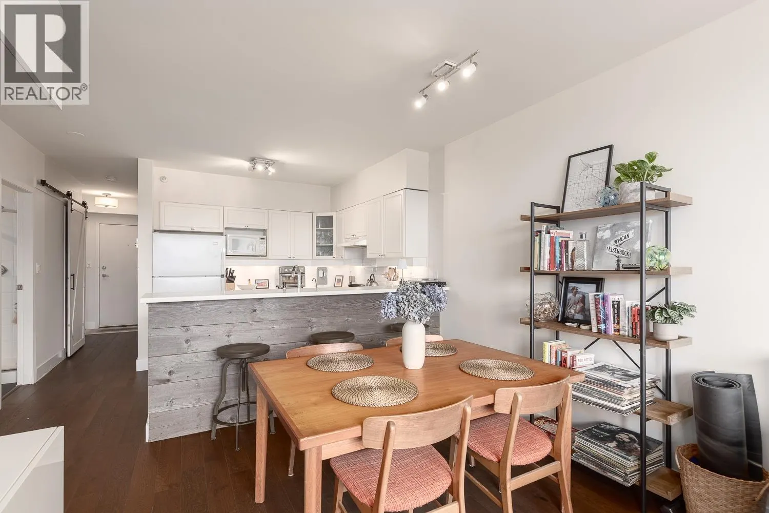 507 1888 YORK AVENUE