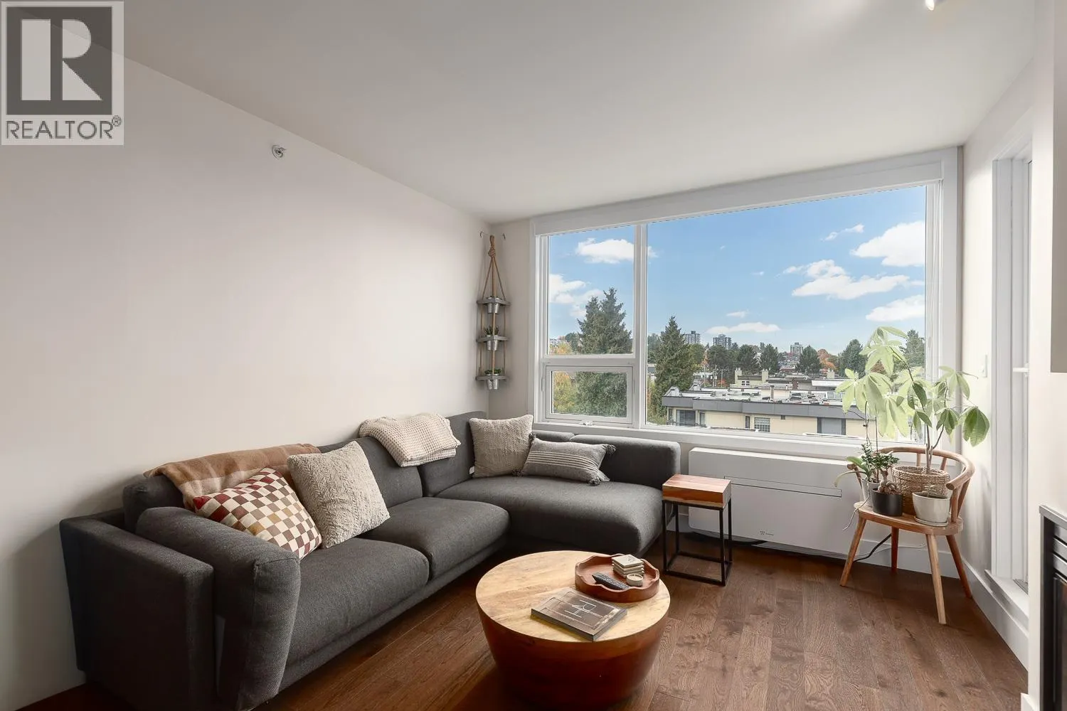 507 1888 YORK AVENUE