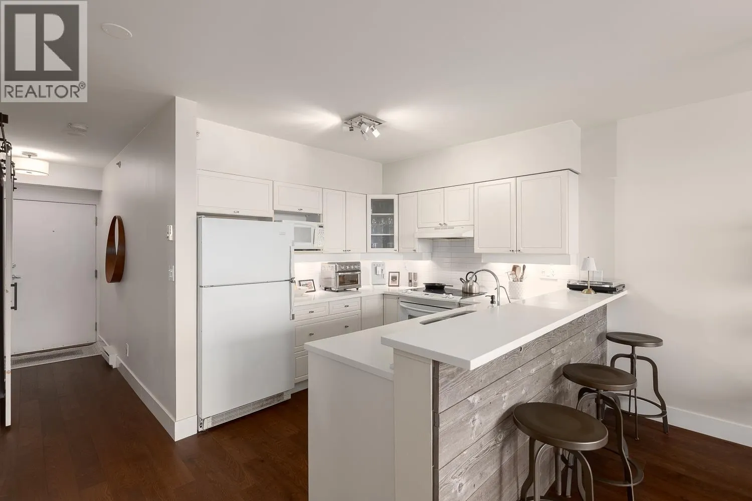 507 1888 YORK AVENUE