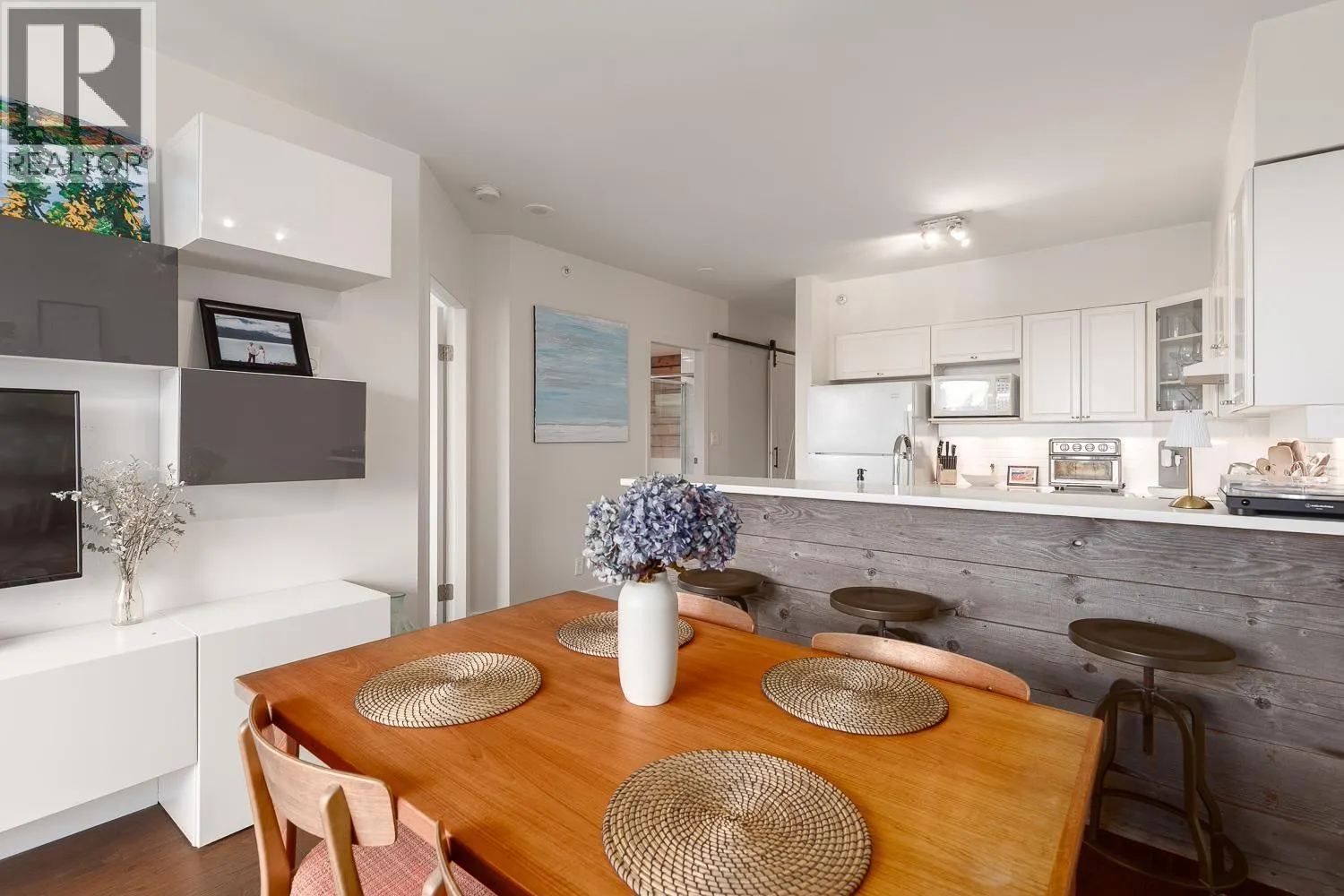 507 1888 YORK AVENUE