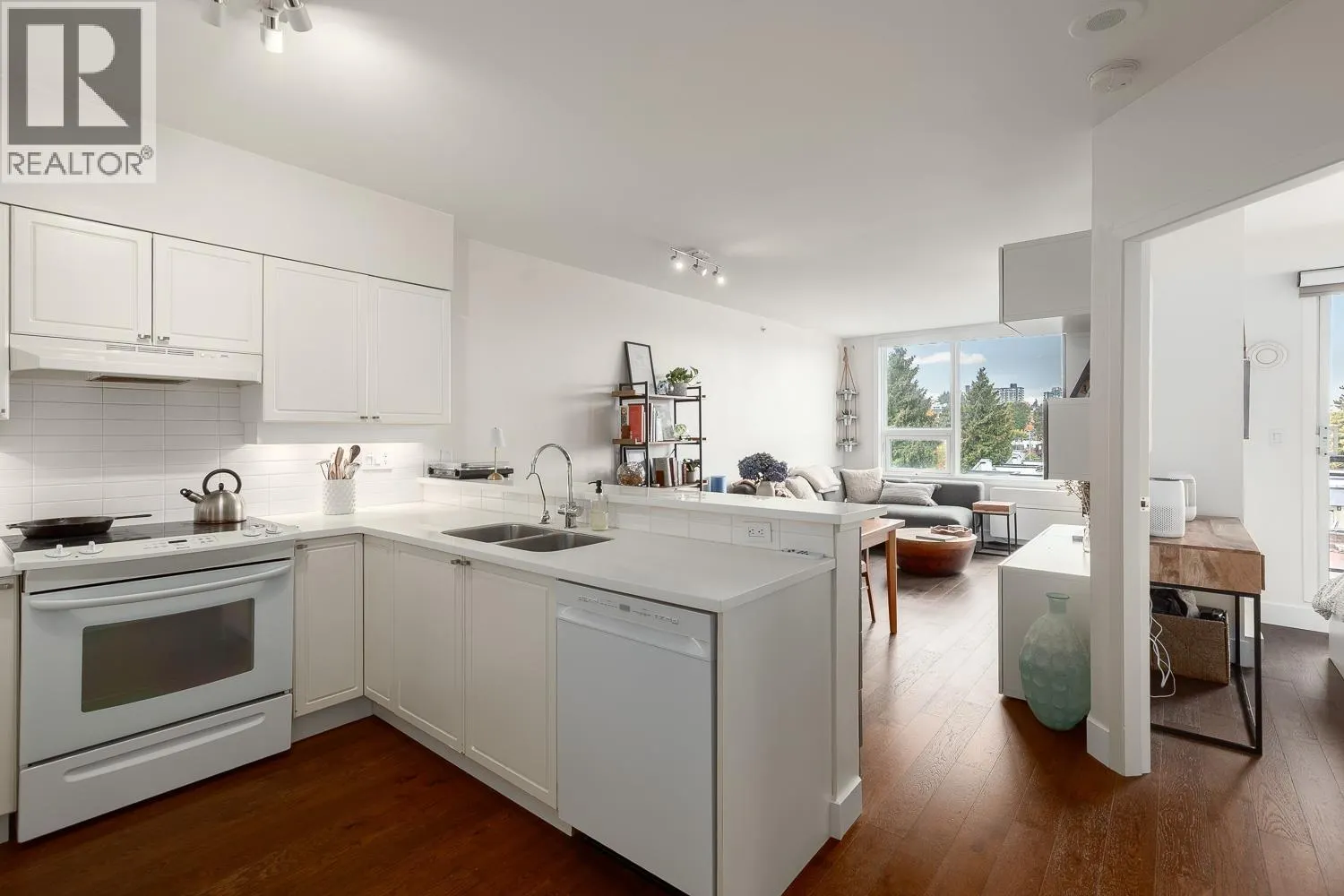 507 1888 YORK AVENUE