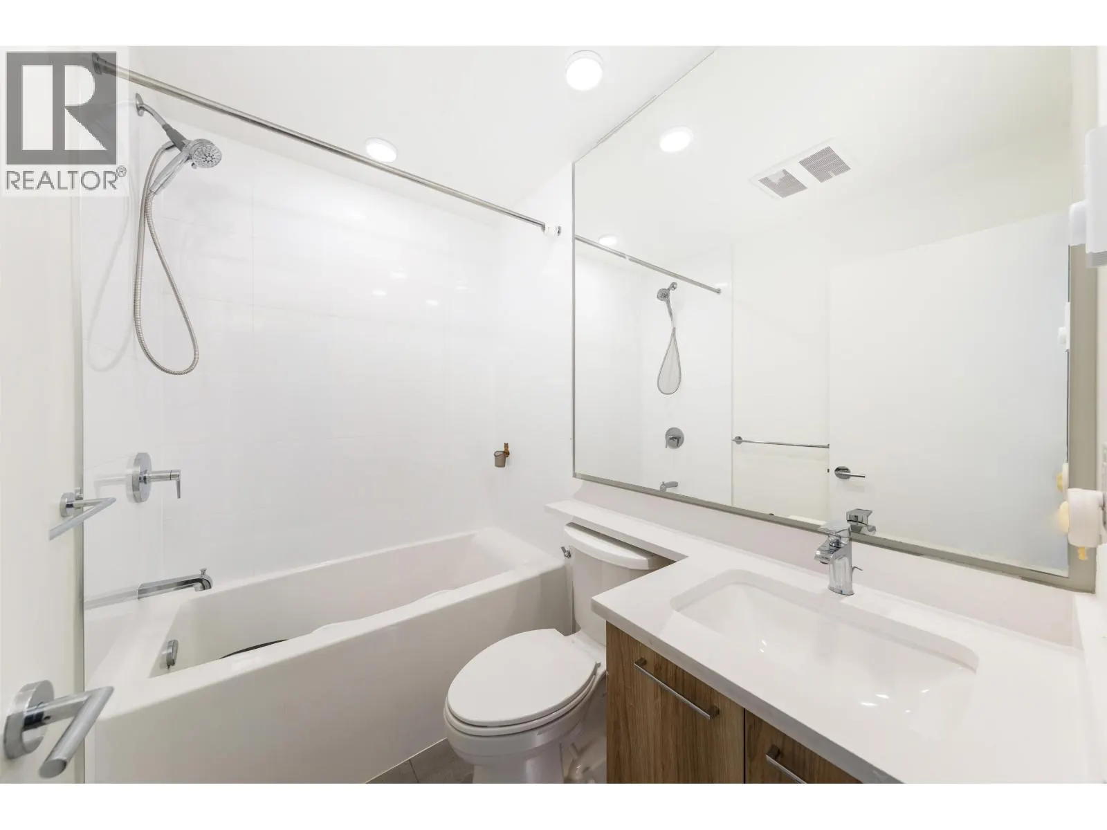 607 7588 16TH STREET