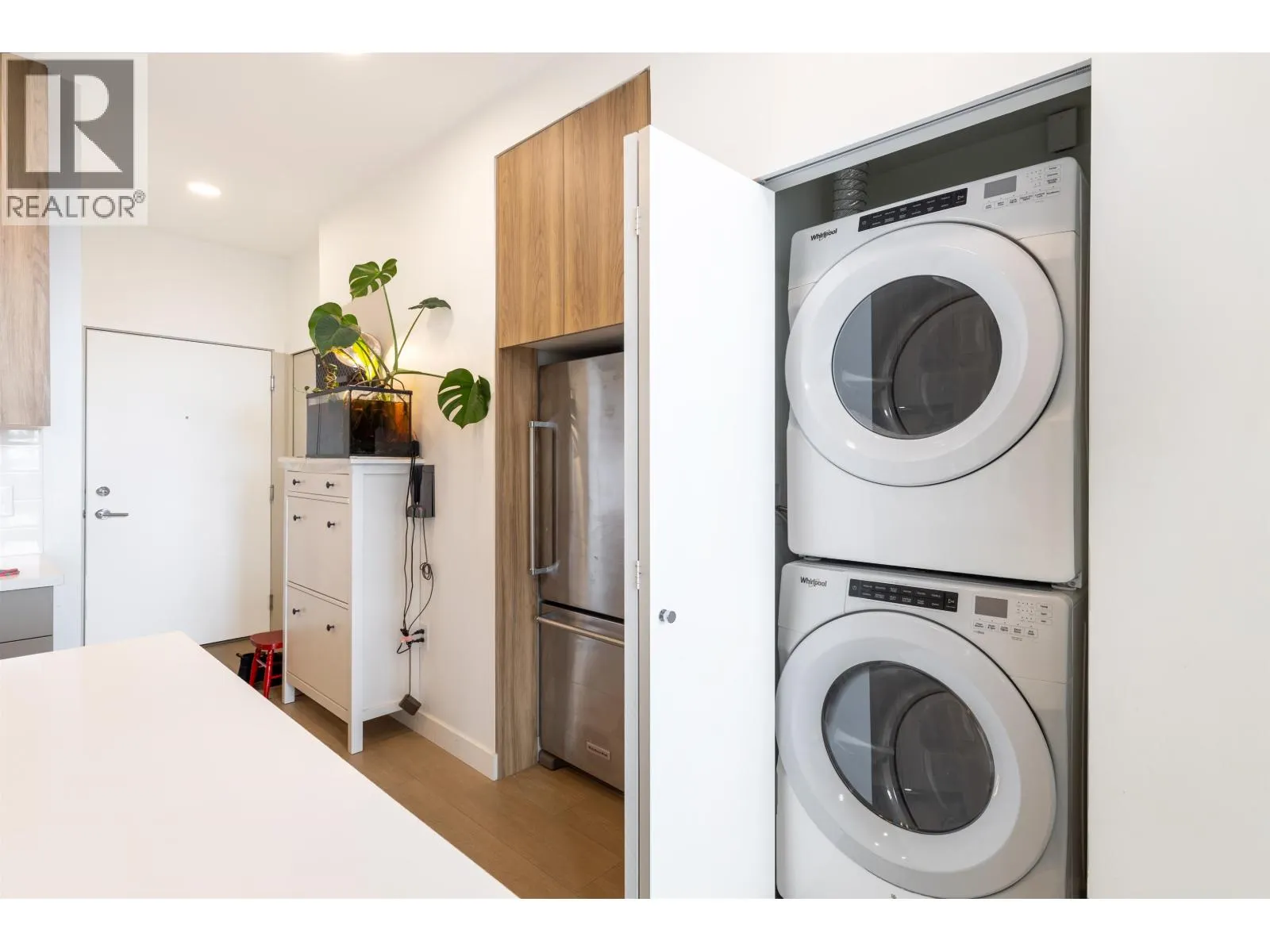 607 7588 16TH STREET