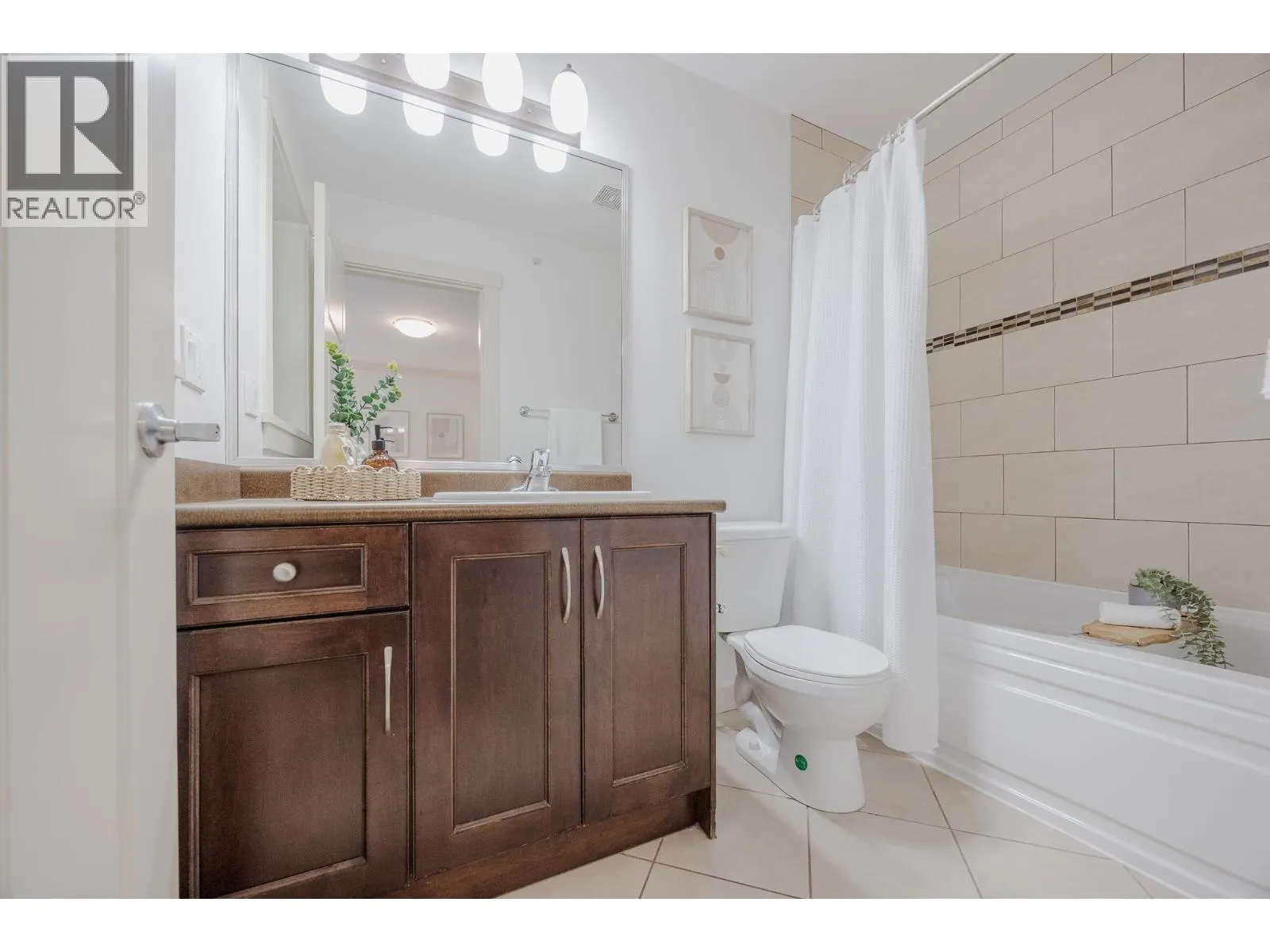 17 13771 232A STREET