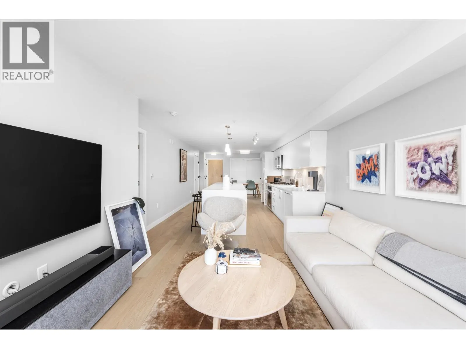 406 2508 FRASER STREET