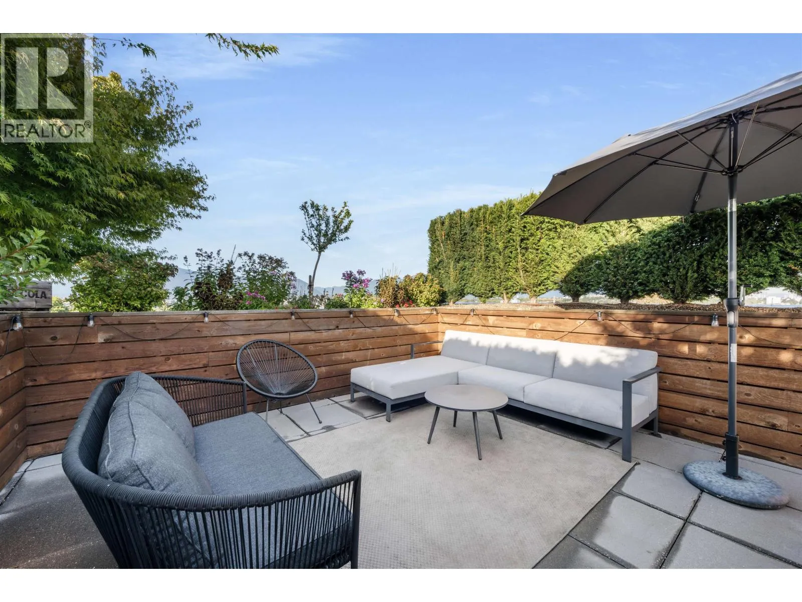 406 2508 FRASER STREET