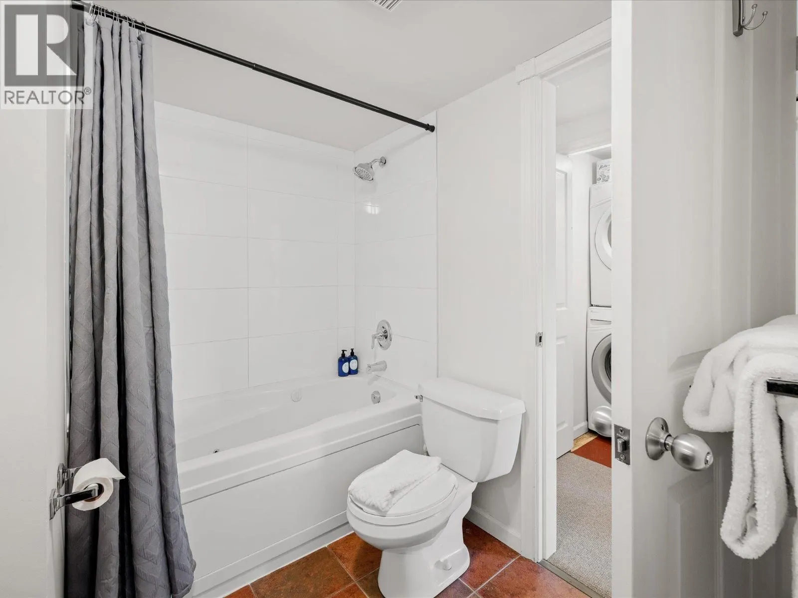 98 4388 NORTHLANDS BOULEVARD