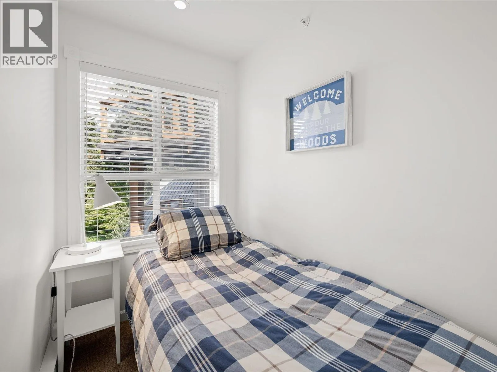 98 4388 NORTHLANDS BOULEVARD