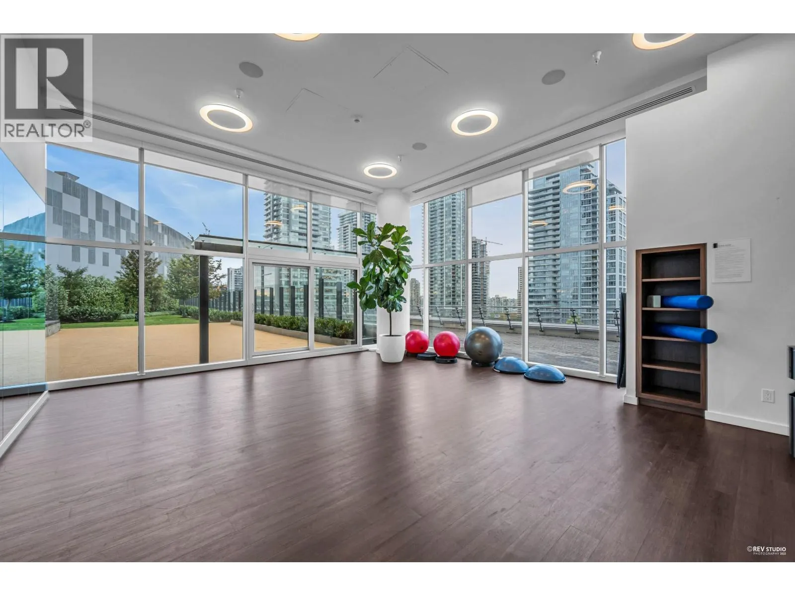 4711 4510 HALIFAX WAY