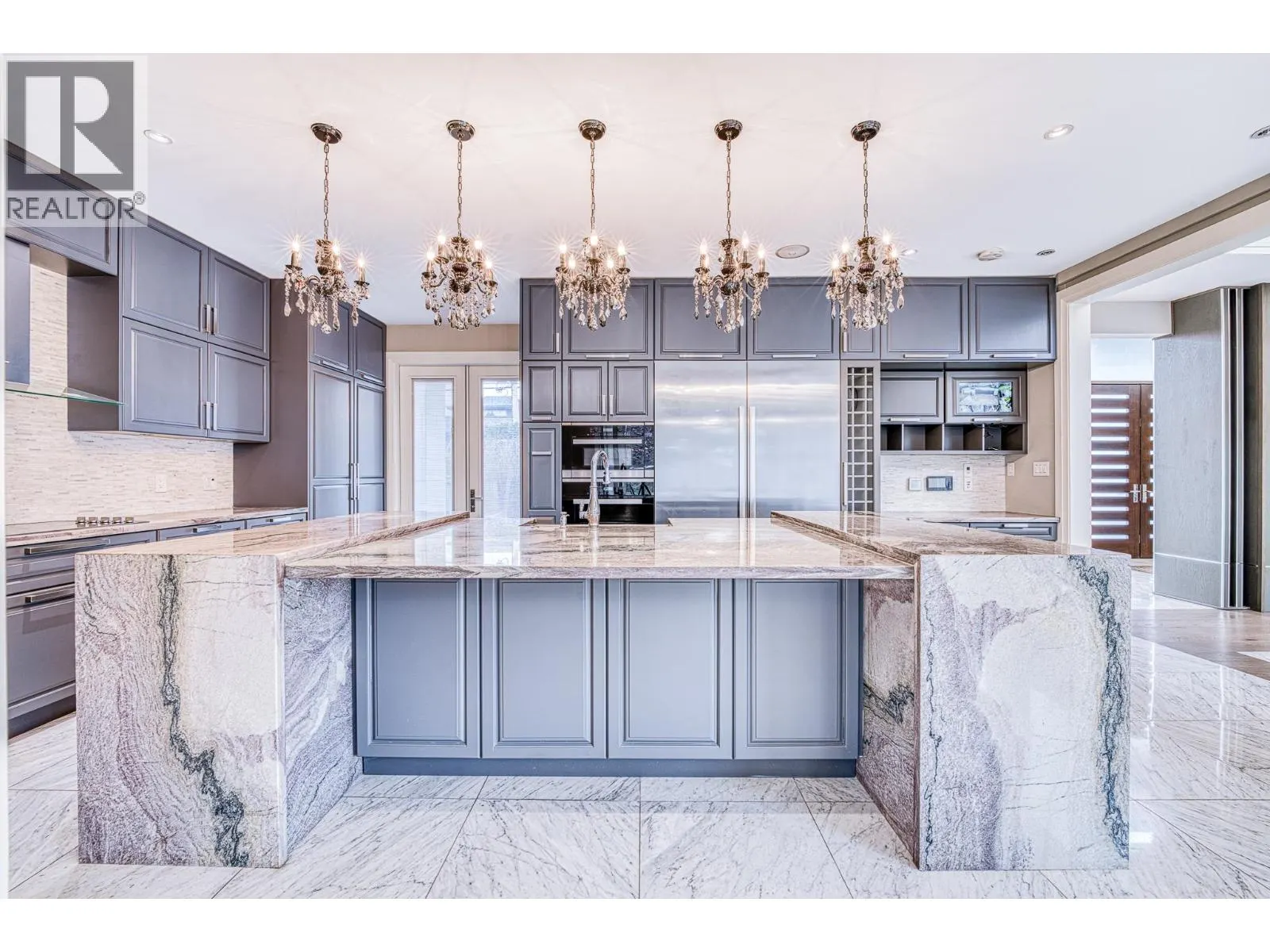 3071 STEVESTON HIGHWAY