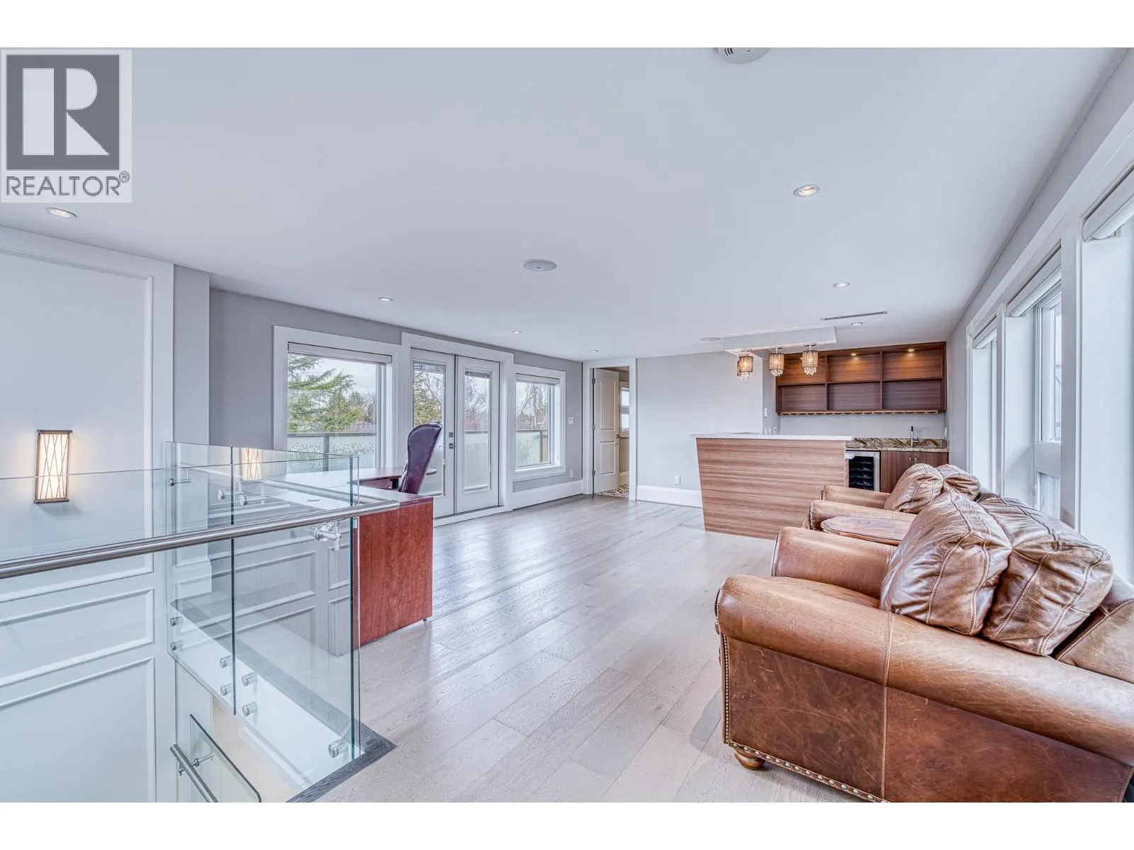 3071 STEVESTON HIGHWAY